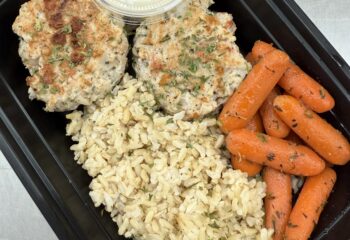 Grilled Shrimp Cakes w/ Lemon Aioli & Brown Rice Grilled Shrimp Cakes w/ Lemon Aioli & Brown Rice