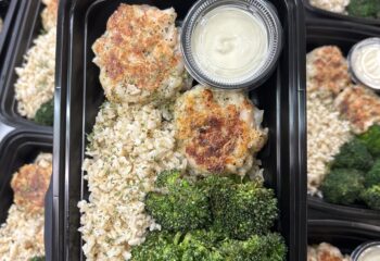 Grilled Shrimp Cakes w/ Lemon Aioli & Brown Rice Grilled Shrimp Cakes w/ Lemon Aioli & Brown Rice